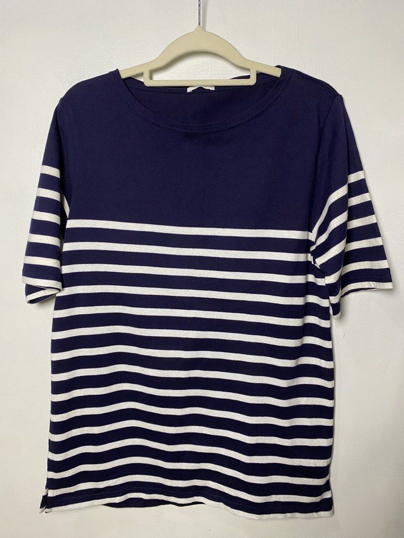 Gu striped top navy white (Category: Blouses) located in Makati City. Submitted by indaysukaycloset (Listing ID 1470679813, Image 2). Description: ⚓ GU STRIPED TOP - NAVY / WHITE ITEM: GU Striped Boat Neck Top (Navy) BRAND: GU by UNIQLO - Japan Brand COLOR: Navy Blue / White TAG SIZE: M FITS: Medium to Large CUT: Relaxed / Loose fit - unisex style LENGTH: Long - can be tunic top FABRIC: 100% Cotton → Thick quality cotton, not manipis → Soft, brea