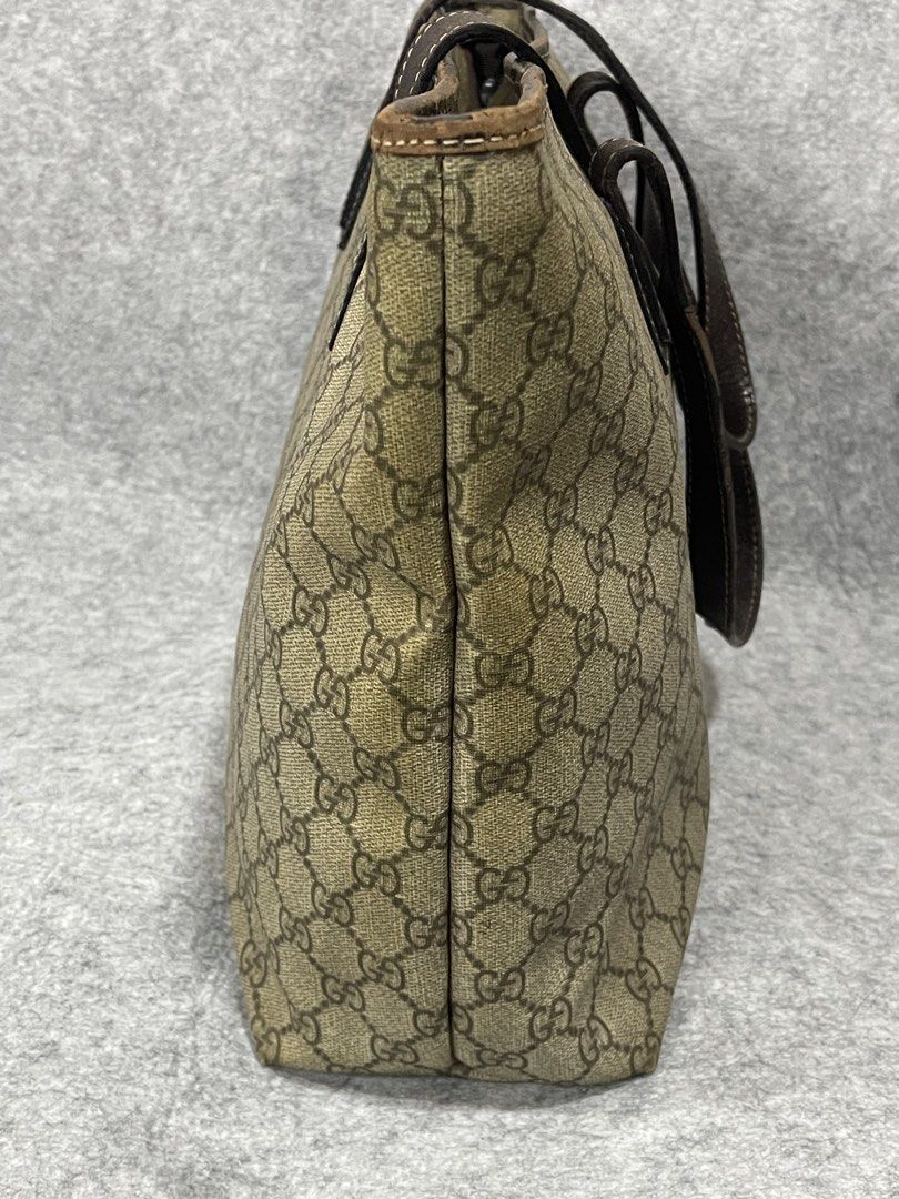 gucci (Category: Tote Bags) located in Calamba. Submitted by thriftingoverload (Listing ID 1470665502, Image 3). Description: plus shipping fee project bag na xa.