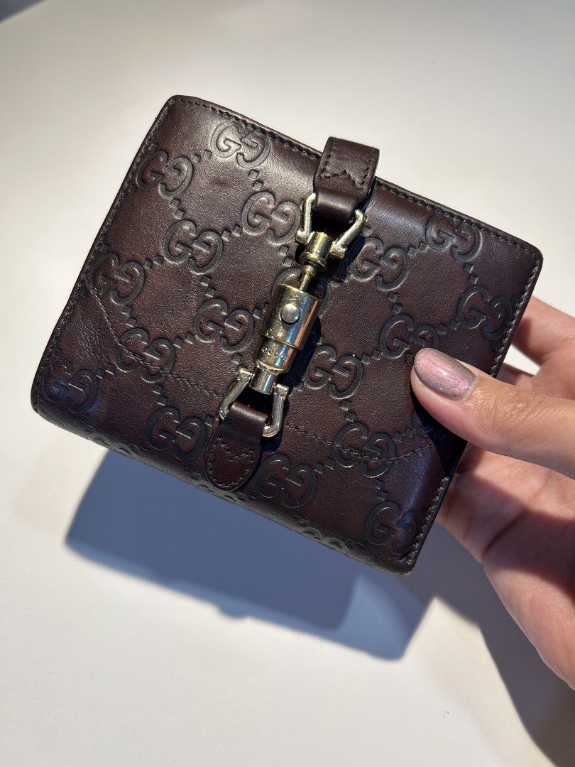 Gucci Jackie Wallet (Category: Luxury Bags & Wallets) located in Makati City. Submitted by miss.manolos.closet (Listing ID 1470566388, Image 1). Description: .
