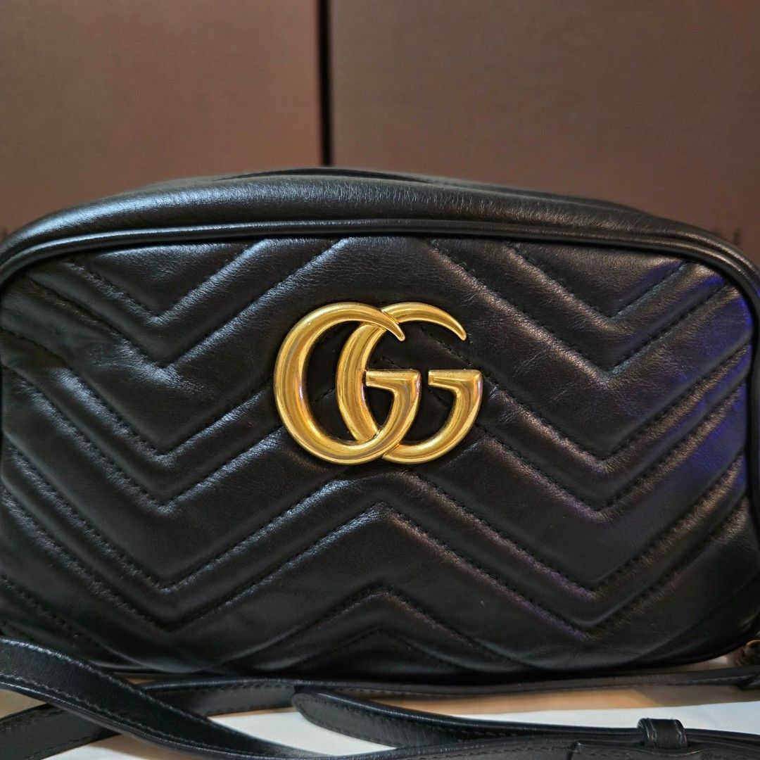 Gucci Marmont Camera Bag🖤 (Category: Luxury Bags & Wallets) located in Paranaque City. Submitted by kyshei (Listing ID 1470667935, Image 2). Description: 💯legit/,orig money back guaranteed‼️👍.