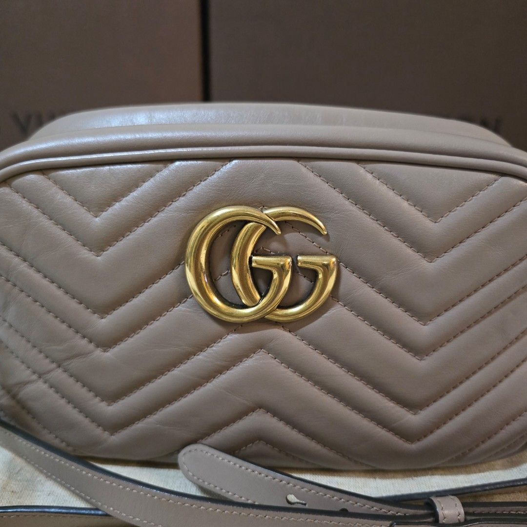 Gucci Marmont Small (Category: Luxury Bags & Wallets) located in Paranaque City. Submitted by kyshei (Listing ID 1470667605, Image 2). Description: 💯legit/,orig money back guaranteed‼️👍.