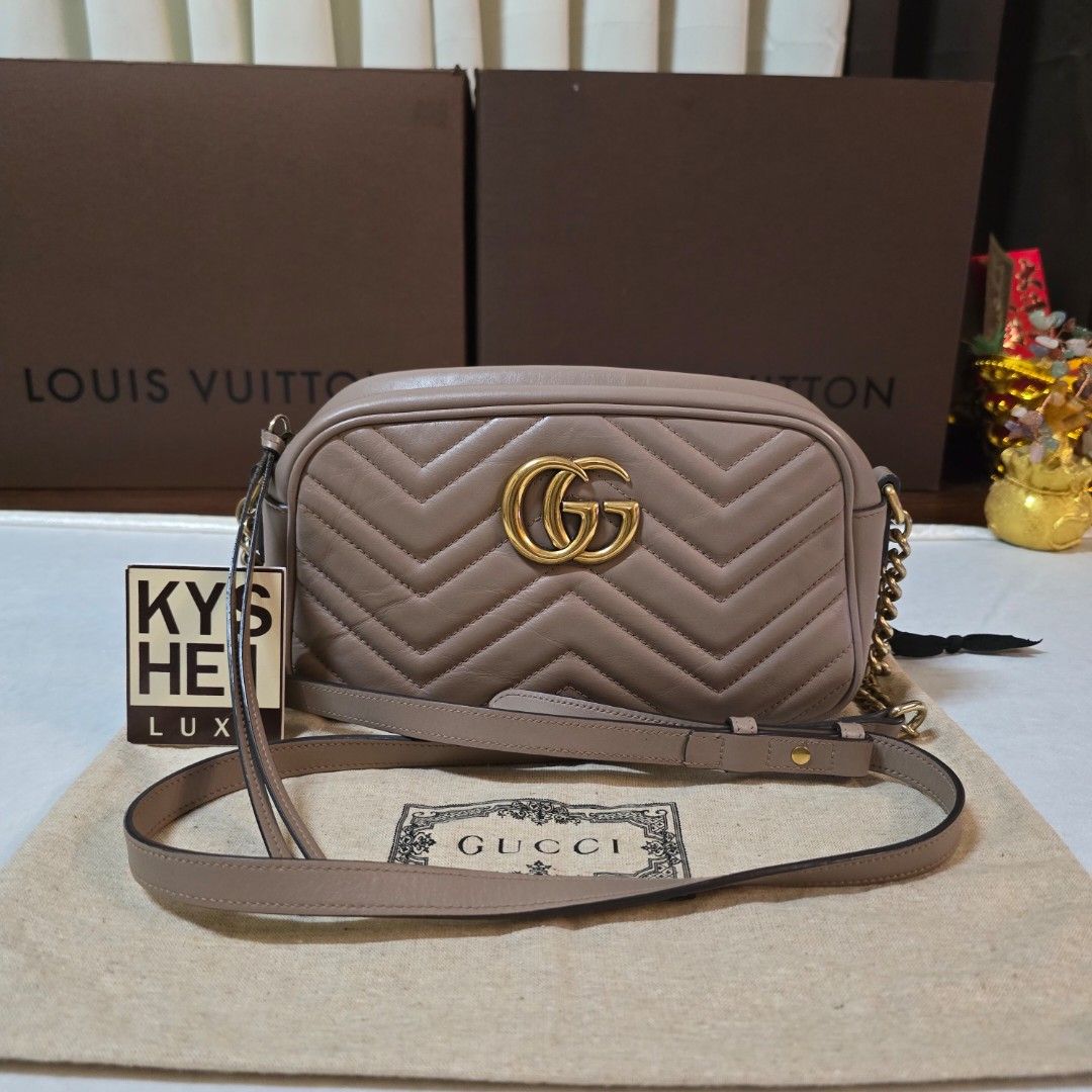 Gucci Marmont Small (Category: Luxury Bags & Wallets) located in Paranaque City. Submitted by kyshei (Listing ID 1470667605, Image 1). Description: 💯legit/,orig money back guaranteed‼️👍.