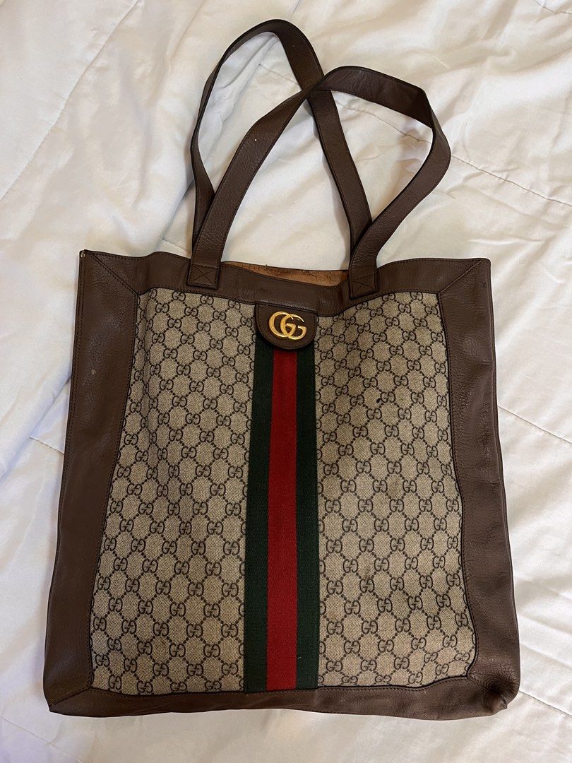 Gucci Ophidia GG Supreme Large Vertical Tote (Category: Luxury Bags & Wallets) located in Antipolo. Submitted by itsme_ghelsonn (Listing ID 1470704434, Image 2). Description: Need wash.
