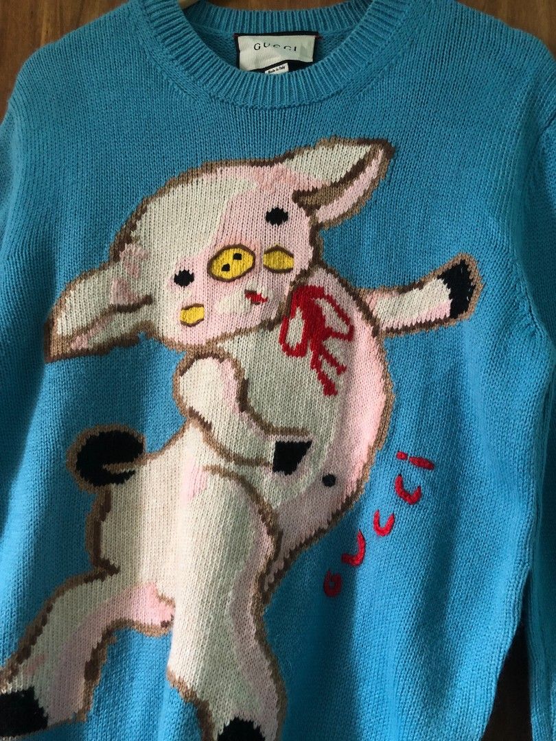 Gucci Pig Knit Sweater (Category: Coats, Jackets and Outerwear) located in Baguio. Submitted by thrifty1.6 (Listing ID 1470636967, Image 2). Description: Gucci Knit Sweater Medium-Large Excellent Condition LOCATION: BAGUIO CITY.