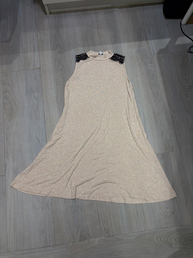 Guess Beige Dress (Category: Dresses) located in Pasig City. Submitted by chamoisee (Listing ID 1470669762, Image 1). Description: Guess Beige Dress 30” bust 33” length .