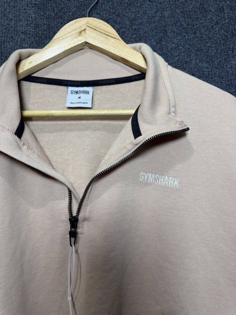 Gymshark Quarter Zip Sweatshirt (Category: Coats, Jackets and Outerwear) located in Baguio. Submitted by thriftcoded_2600 (Listing ID 1470611024, Image 1). Description: -Gymshark Quarter zip pullover - Size: Medium - Condition: Excellent pre-loved / like new - 25x27.5 -Authenticity Guaranteed .