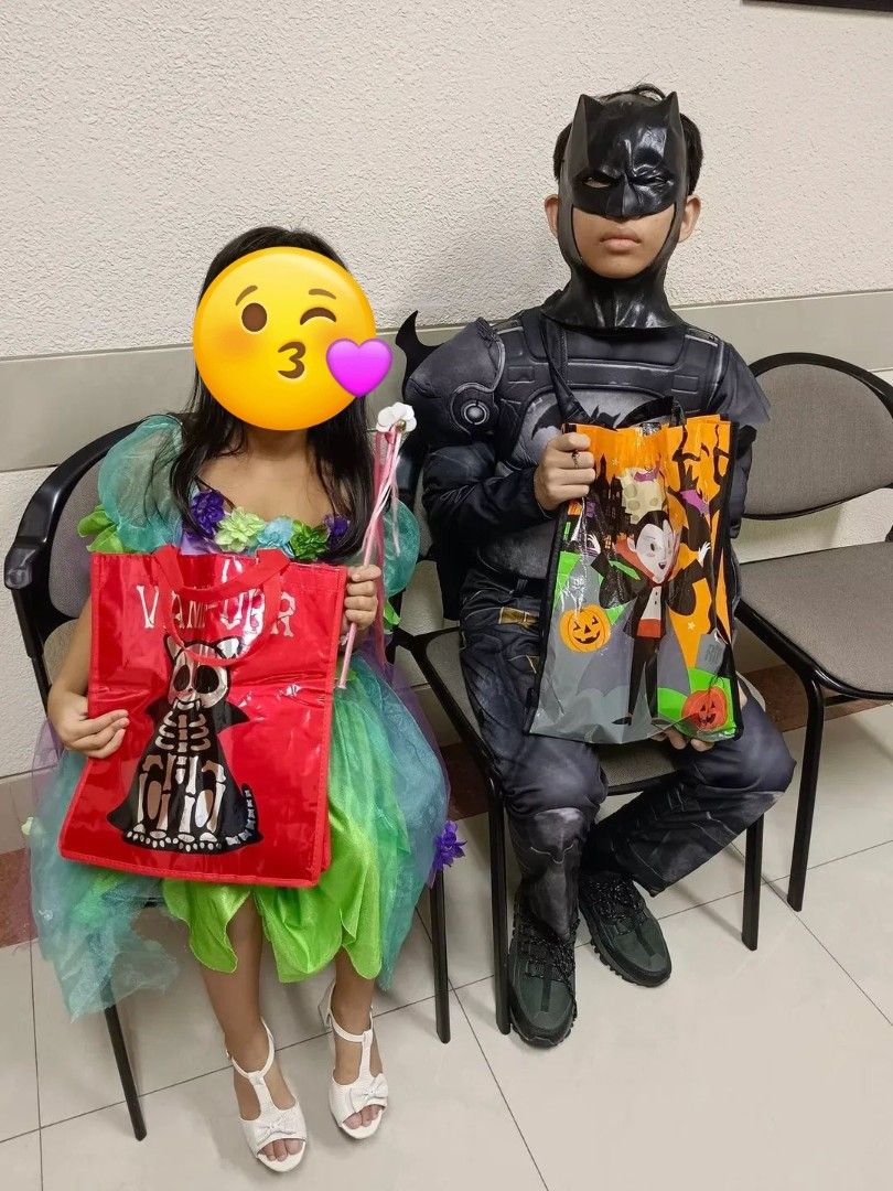 Halloween Costume (Category: Looking For) located in Manila. Submitted by giemsdc (Listing ID 1470742519, Image 2). Description: This Batman costume was used once during the Trick or Treat Party 2023. My son was 10 that time..