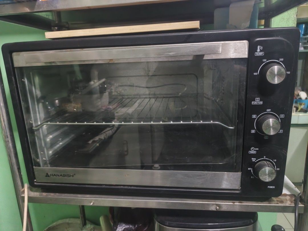 Hanabishi Electric Oven 60L (Category: Ovens & Toasters) located in Bacoor. Submitted by davealvare39194 (Listing ID 1470593871, Image 1). Description: For Sale‼️ Hanabishi Electric Oven 60L RFS: Need Funds at di na din nagagamit Loc: Panapaan 6 Bacoor Cavite.