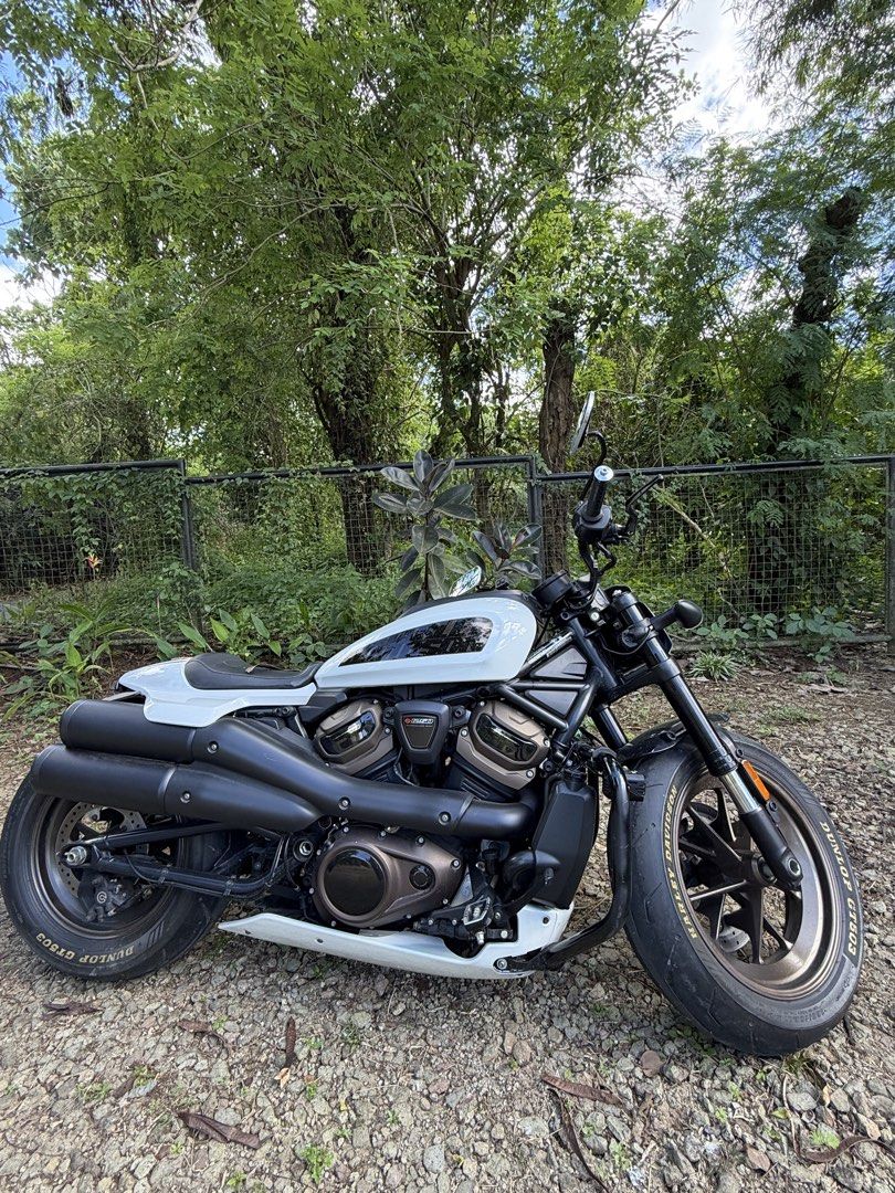 Harley Davidson Sporter S 2021 (Category: Motorbikes for Sale) located in Manila. Submitted by renzchristhoper (Listing ID 1470570359, Image 3). Description: Repriced from 670k to 650k. Selling my 2021 Harley Davidson Sportster S with only 3,300 km on odometer. Bike looks and rides brand new. Loct : Nuvali Sta.rosa #harleydavidsonsporter.
