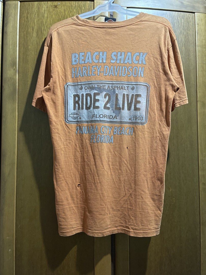 Harley Davidson, tee (2010) (Category: Tshirts & Polo Shirts ) located in Davao. Submitted by ceejay.13 (Listing ID 1470560408, Image 2). Description: Harley Davidson, tee (2010) •authentic Dimension ⬇️ Width: 20 Length: 28.