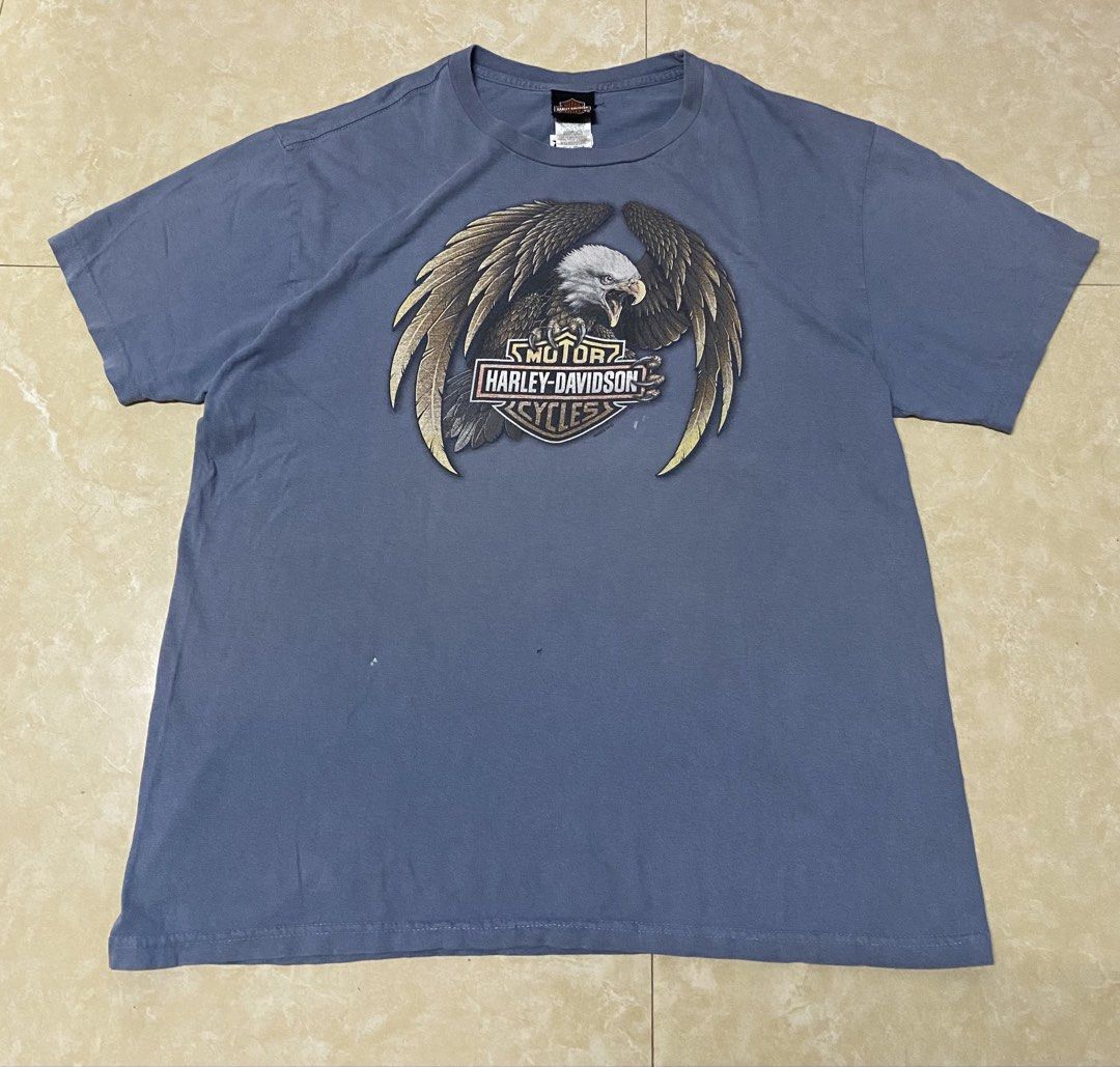 Harley-Davidson Superstition Arizona Devils Highway T-Shirt (Category: Tshirts & Polo Shirts ) located in Binan City. Submitted by doze16 (Listing ID 1470693373, Image 1). Description: - Official 2020 Harley-Davidson merchandise - Color: Muted blue wash - Front design: Bald eagle with Bar & Shield logo - Back design: Devils Highway Route US 666 Superstition Apache Junction, Arizona with map graphics.