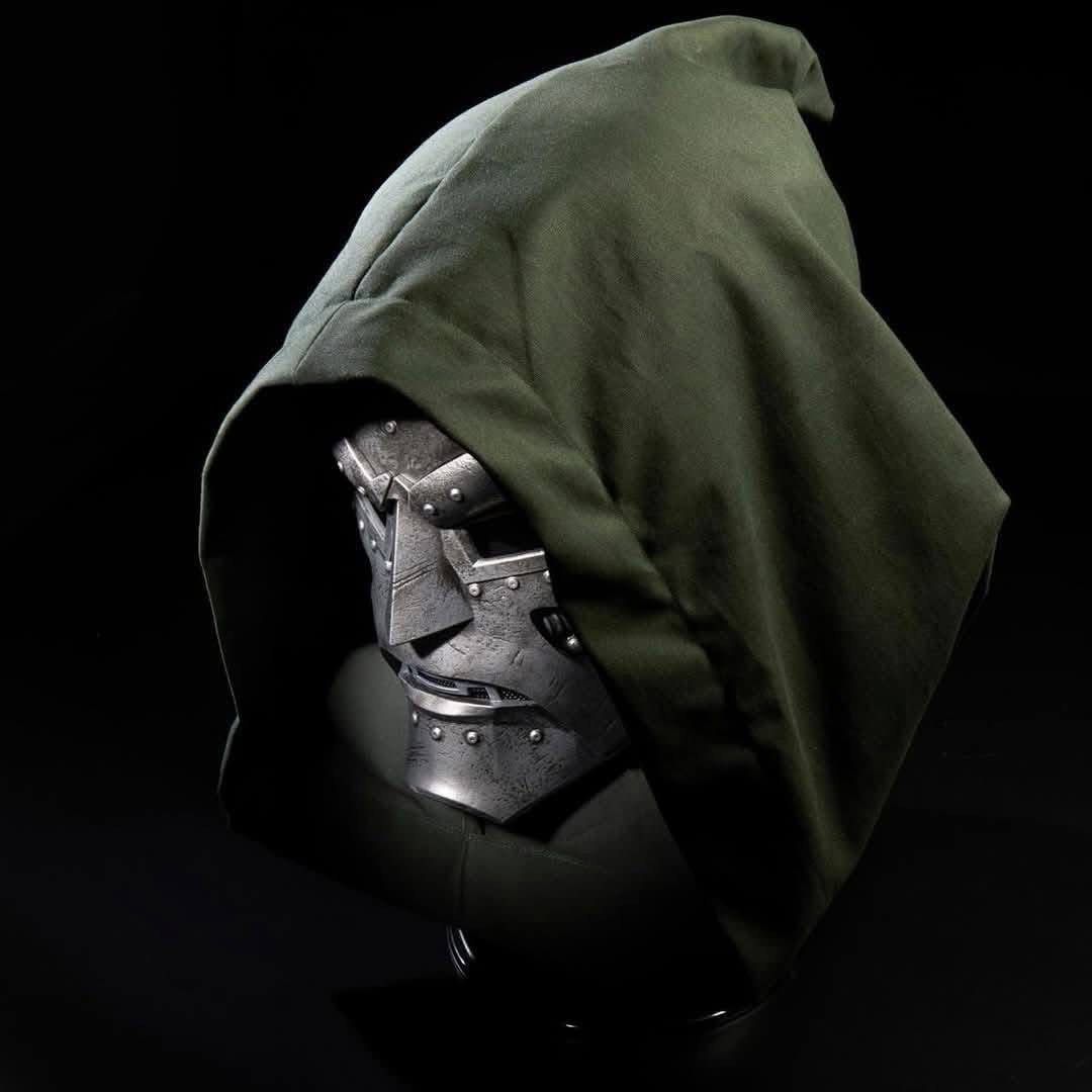 Hasbro Dr. Doom Mask 1:1 (Category: Figurines & Statues) located in Paranaque City. Submitted by icko007 (Listing ID 1470586670, Image 3). Description: Hasbro Doctor Doom Helmet 1:1 No issue bib Price 6999 Only No Rush Shipping /Dibs now pay now Location Paranaque Payment Gcash/Bpi Shipping Lalamove/Lbc Buyers Risk / Fee ‼️Seller is not responsible for: lost, stolen, or damaged packages..
