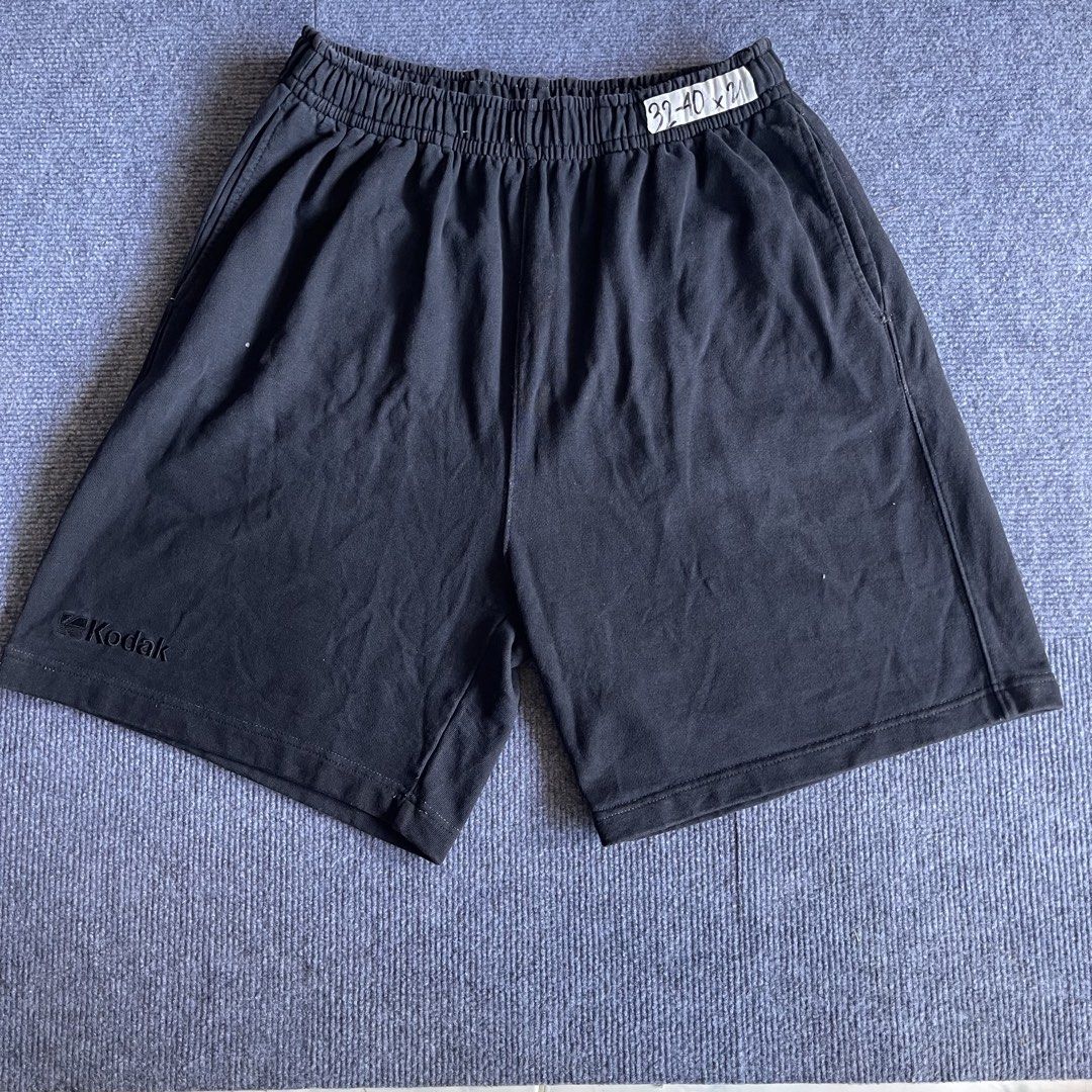 Heavey cotton size 32-40 (Category: Shorts) located in Butuan. Submitted by cgsayas20083001 (Listing ID 1470606056, Image 1). Description: Done wash.