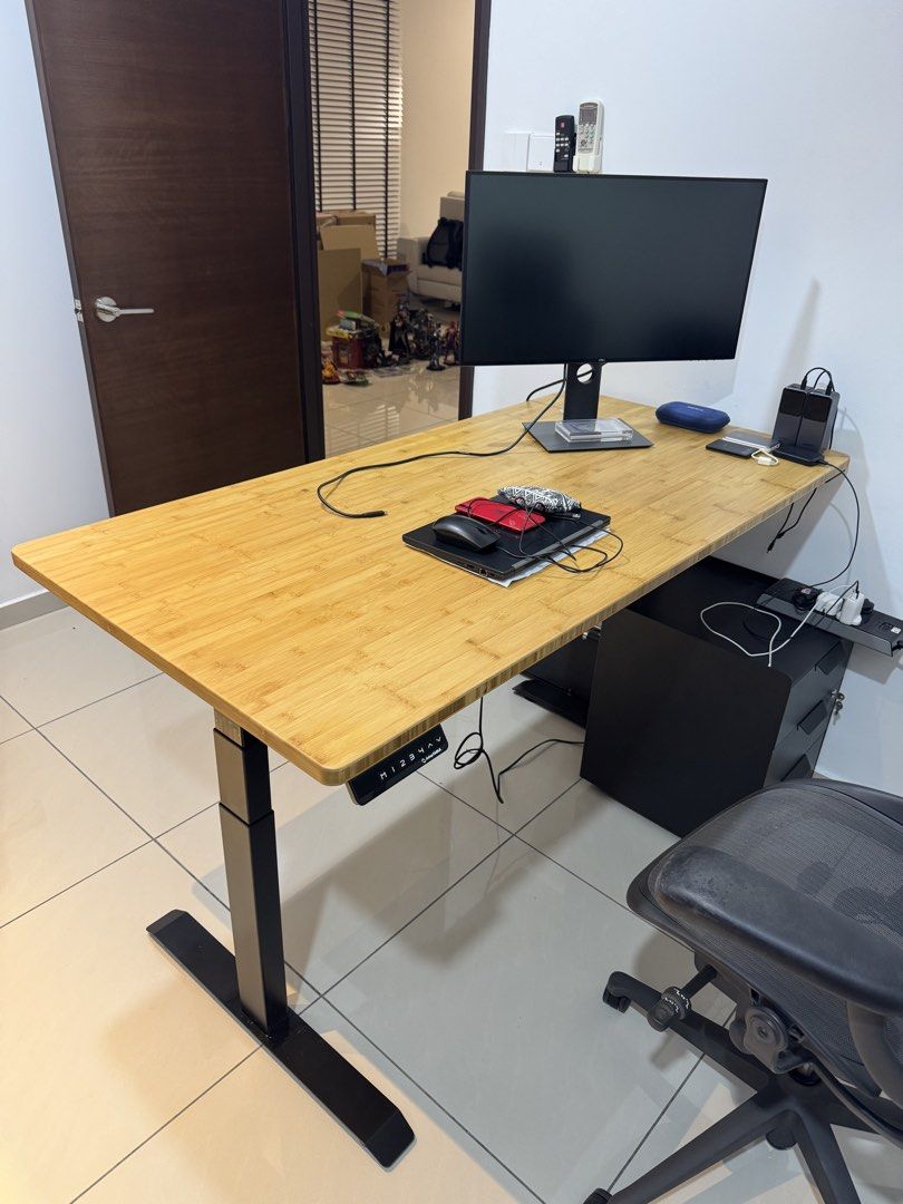 Height adjustable study table (Category: Tables & Sets) located in Kuala Lumpur. Submitted by Jellyfish (Listing ID 1470697556, Image 1). Description: 150cm long x 75cm wide Self collection at Senibong Cove, JB.