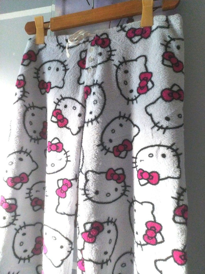 Hello kitty pajama (Category: Other Bottoms) located in Manila. Submitted by timtam04 (Listing ID 1470635172, Image 2). Description: 16inches waistline 35inches length.