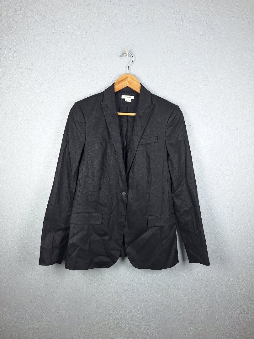 Helmut Lang Womens Blazer (Category: Luxury Apparel) located in Sibulan. Submitted by studioxano (Listing ID 1470621201, Image 1). Description: Helmut Lang Womens Blazer -P2,000 + SF Size S Length 27.8 / Width 17 Excellent condition 9.5/10 Color rate no issue loc: Dumaguete city.