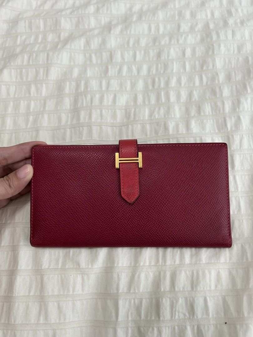 Authentic Hermes Bearn Wallet ❤️ - RARE colorway (Category: Luxury Bags & Wallets) located in Taguig. Submitted by luckythriftph (Listing ID 1470579503, Image 1). Description: Selling my preloved Hermès Béarn Long Wallet in a gorgeous pink-red shade with the signature gold-tone H clasp. ❤️ A timeless and elegant Hermès piece, crafted in beautifully textured Epsom leather. Slim, sophisticated, and practical for everyday use. Details: * Brand: Herm
