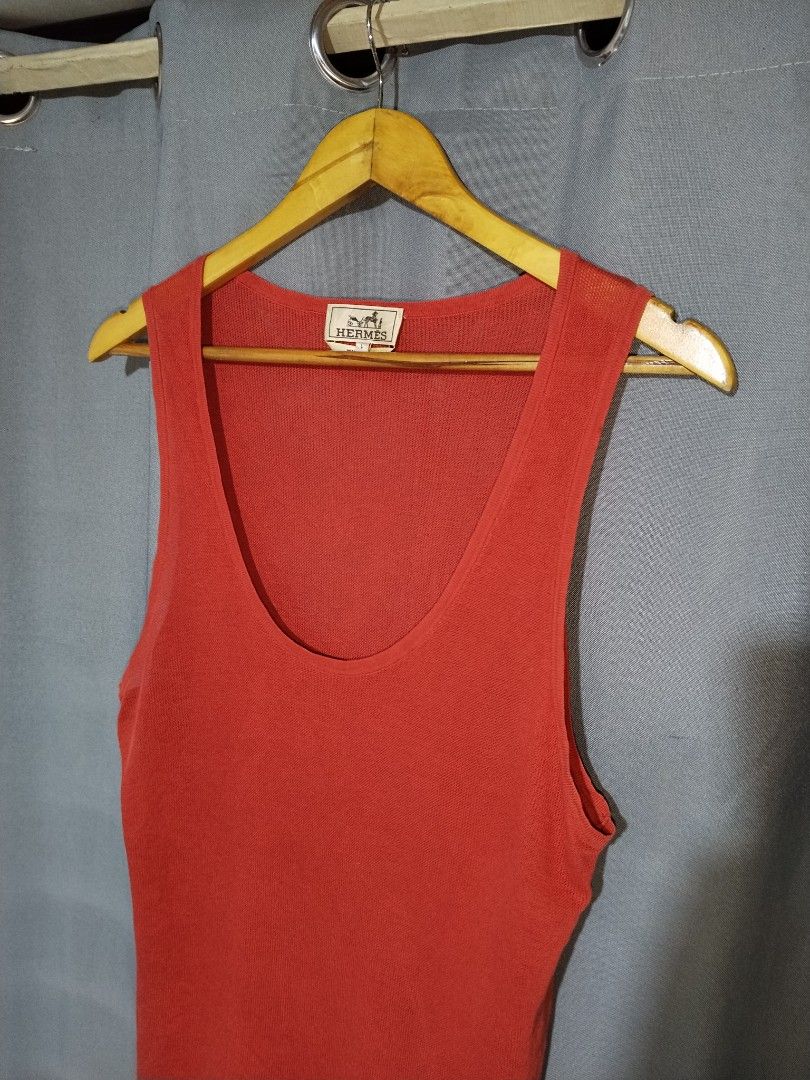 Hermes Knitted Tanktop (Category: Luxury Apparel) located in Taytay. Submitted by the_vtg_pop-up (Listing ID 1470602912, Image 2). Description: minimal flaws on last pic.