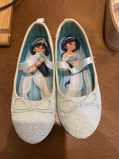 (Category: ) located in . Submitted by hoardqueensdeclutter (Listing ID 1470676713, Image 1). Description: .