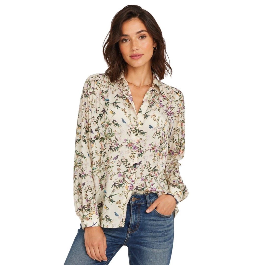 H&M floral long sleeve top (Category: Blouses) located in San Jose del Monte. Submitted by mamiracky (Listing ID 1470567439, Image 1). Description: .