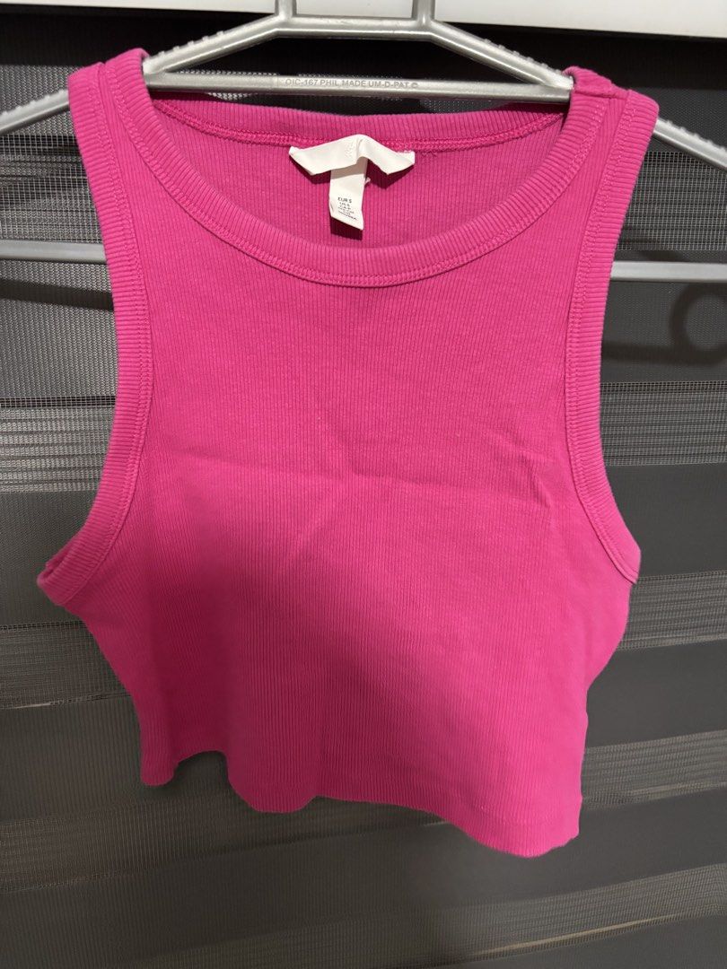 h&m pink tank top (Category: Sleeveless) located in Manila. Submitted by iyahpreloved_ (Listing ID 1470690102, Image 1). Description: size S.