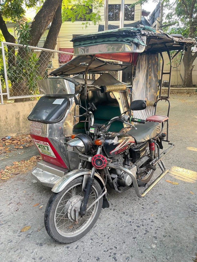 Honda TMX Tricycle (Category: Bicycles) located in Las Pinas. Submitted by yvonnedb (Listing ID 1470699960, Image 2). Description: stainless sidecar + mags sidewheel kasama na motor (Honda TMX).