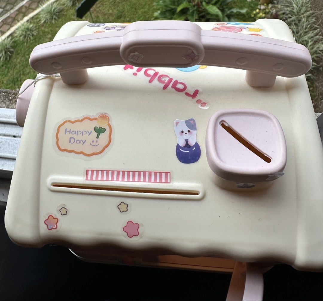 House Money Bank (Category: Everything Else Others) located in Baguio. Submitted by prettygirl_kaplaan (Listing ID 1470578011, Image 2). Description: In good condition !! Nakatambak lang. The door susi is the one nakasabit .
