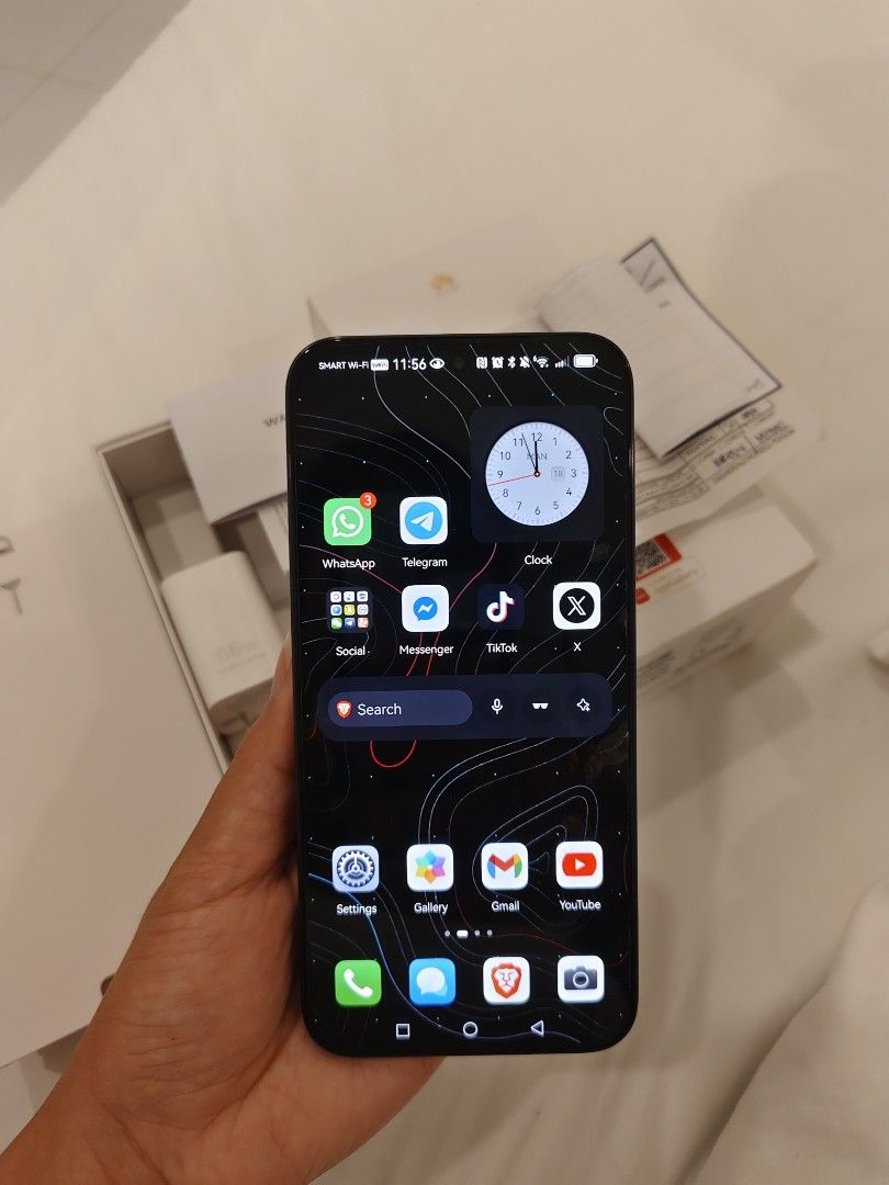 HUAWEI PURA 90S PRO (Category: Huawei) located in Manila. Submitted by freewind-e55e25 (Listing ID 1470725356, Image 2). Description: FOR SALE: ‼️Brand new‼️ Huawei Pura 90s Pro, Matte Black | ₱46,000 Brand new condition, bought 3 weeks ago. Battery Health 100%!!! Brand new Flawless: no scratches, dents, or issues Used for only 3 weeks Camera is one of the best optical zooms you can get on a phone Specs Display: 6.6" LTPO OLED, 2760 x 1256, 1-120