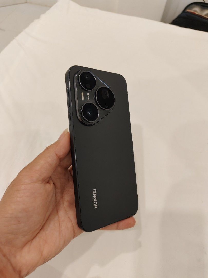 HUAWEI PURA 90S PRO (Category: Huawei) located in Manila. Submitted by freewind-e55e25 (Listing ID 1470725356, Image 3). Description: FOR SALE: ‼️Brand new‼️ Huawei Pura 90s Pro, Matte Black | ₱46,000 Brand new condition, bought 3 weeks ago. Battery Health 100%!!! Brand new Flawless: no scratches, dents, or issues Used for only 3 weeks Camera is one of the best optical zooms you can get on a phone Specs Display: 6.6" LTPO OLED, 2760 x 1256, 1-120
