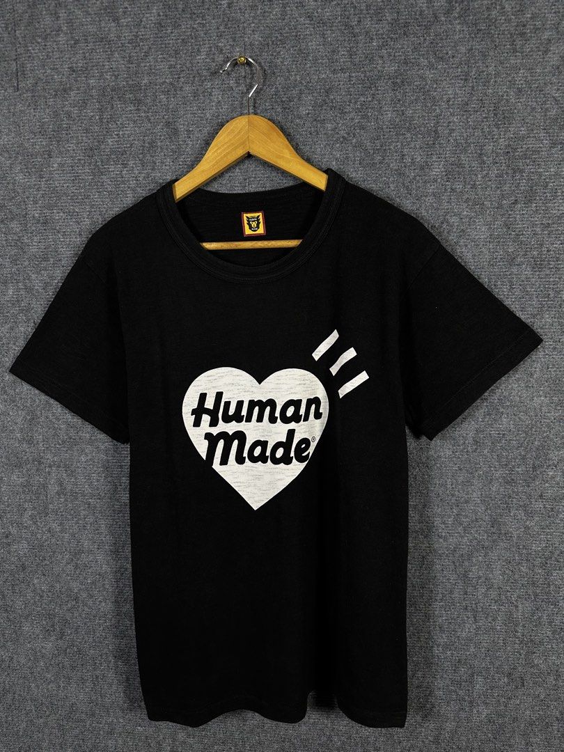 Human Made (Category: Tshirts & Polo Shirts ) located in Daet. Submitted by kevsquintela (Listing ID 1470607624, Image 1). Description: Human Made 🖤🤍🖤 Size - M Dimes - L26xW19 Excellent - New .