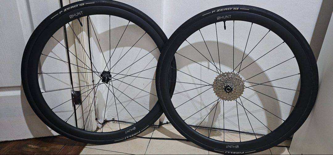 Hunt wheelset with Pirelli P Zero tyres and cassette (Category: Bicycles) located in Pasig City. Submitted by ninsamisola (Listing ID 1470659004, Image 1). Description: 35mm Hunt Aero Carbon Wheelsets Approximately 1.3kg weight Included: 12spd 11-34T ultegra cassette (good as new) 28c Pirelli P-Zero tires TLR - Condition: Race-ready, just mount on your road bike and ride.