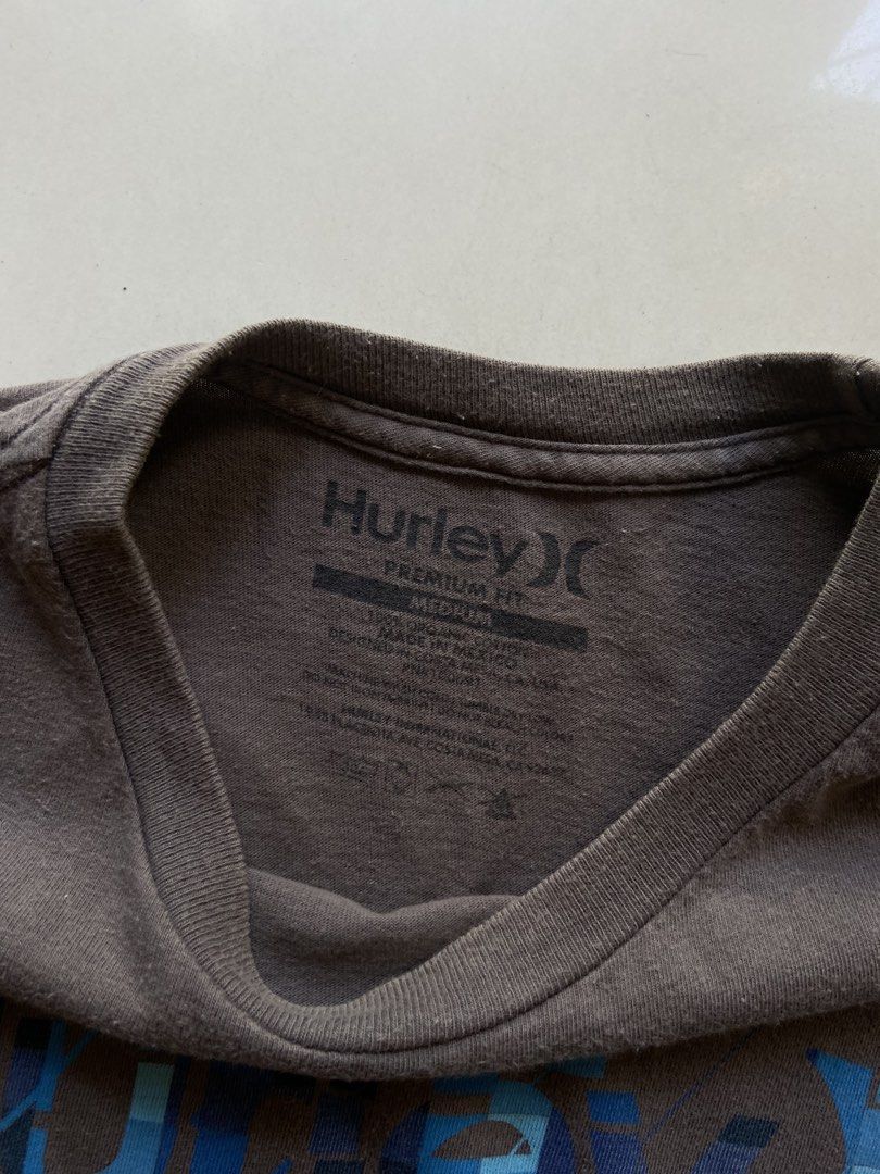 Hurley (Category: Tshirts & Polo Shirts ) located in Panabo. Submitted by thrifty.red (Listing ID 1470573047, Image 3). Description: width:19.5 length:27 Excellent Condition.