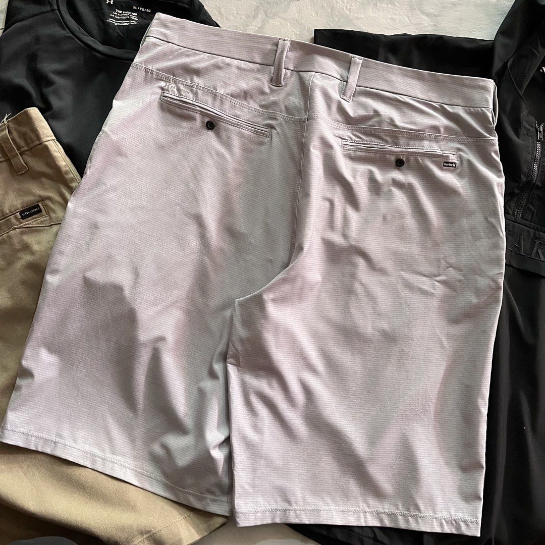 hurley short phantom (Category: Shorts) located in Sipalay. Submitted by trustmeyoullbefine (Listing ID 1470588911, Image 2). Description: Size 34W 21L Excellent condition Already wash No flaws .