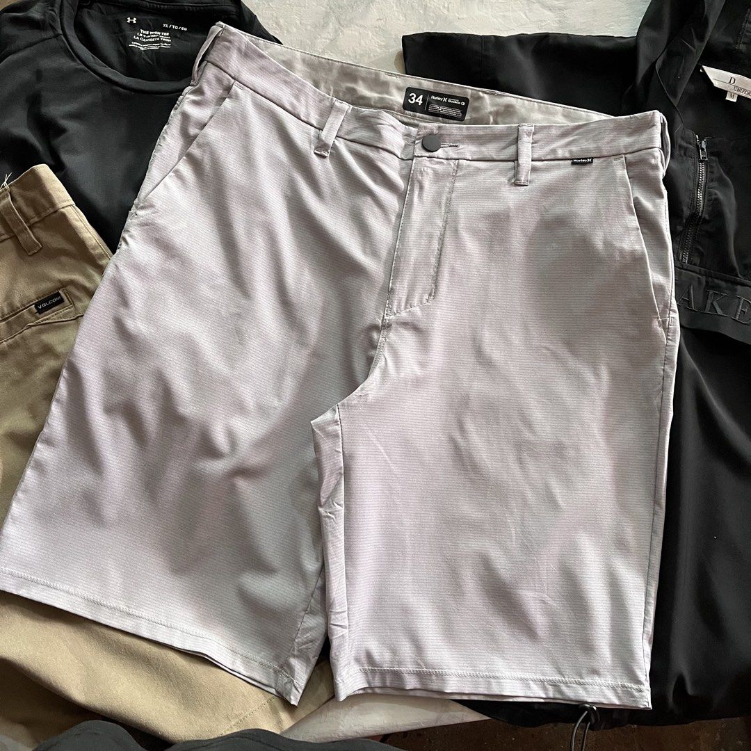 hurley short phantom (Category: Shorts) located in Sipalay. Submitted by trustmeyoullbefine (Listing ID 1470588911, Image 1). Description: Size 34W 21L Excellent condition Already wash No flaws .