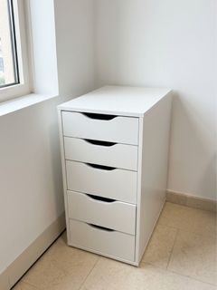 (Category: ) located in . Submitted by albert.87 (Listing ID 1470687459, Image 1). Description: .