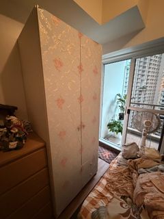 (Category: ) located in . Submitted by precipitation_ (Listing ID 1470580899, Image 1). Description: .