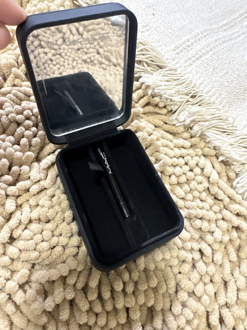 Imported MAC lipstick case with lip brush (Category: Makeup) located in Quezon City. Submitted by heartshop.ph (Listing ID 1470632808, Image 3). Description: .