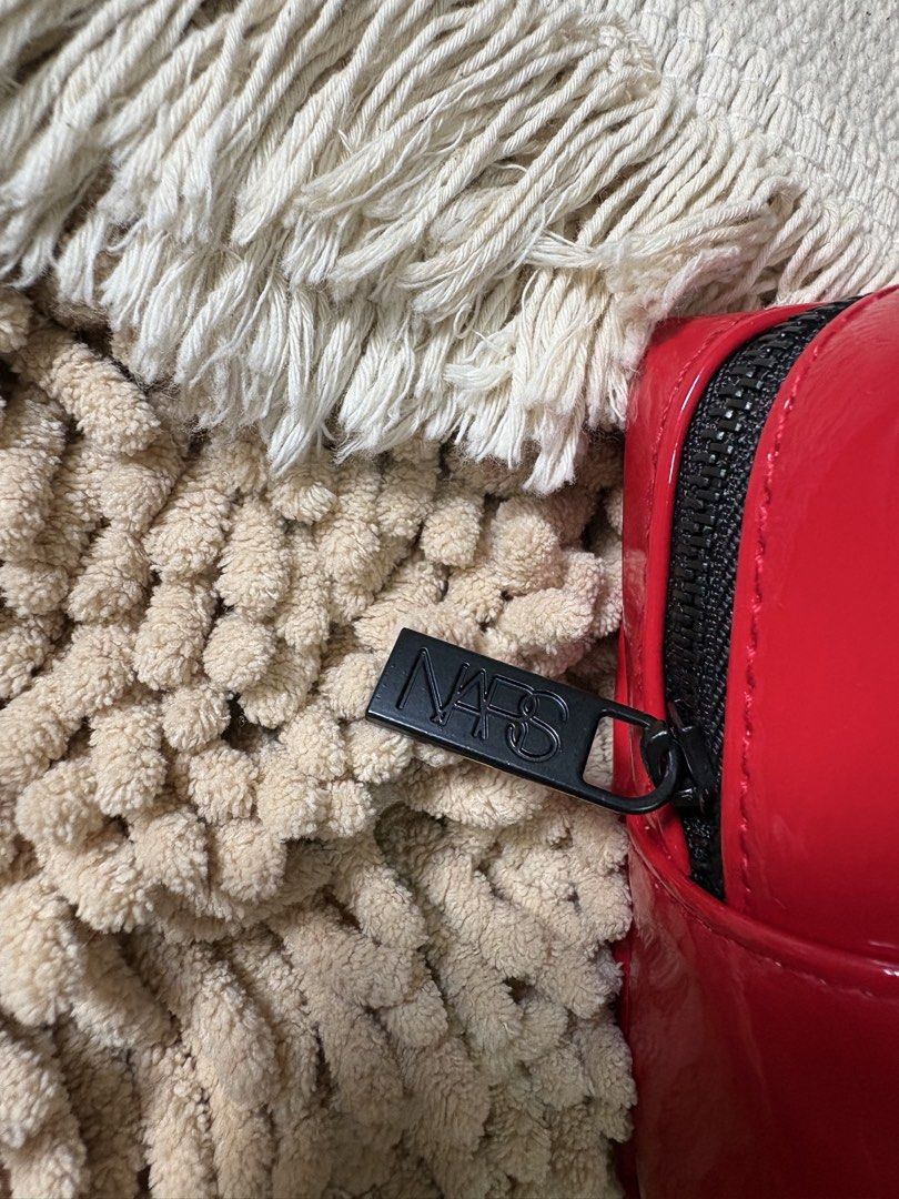 Imported NARS mini boxy pouch (Category: Purses & Pouches) located in Quezon City. Submitted by heartshop.ph (Listing ID 1470590969, Image 3). Description: Thick PVC material with nylon thick lining inside Must have to sturdy quality in person Ganda! .