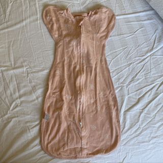(Category: ) located in . Submitted by lovegoeson (Listing ID 1470690212, Image 1). Description: .