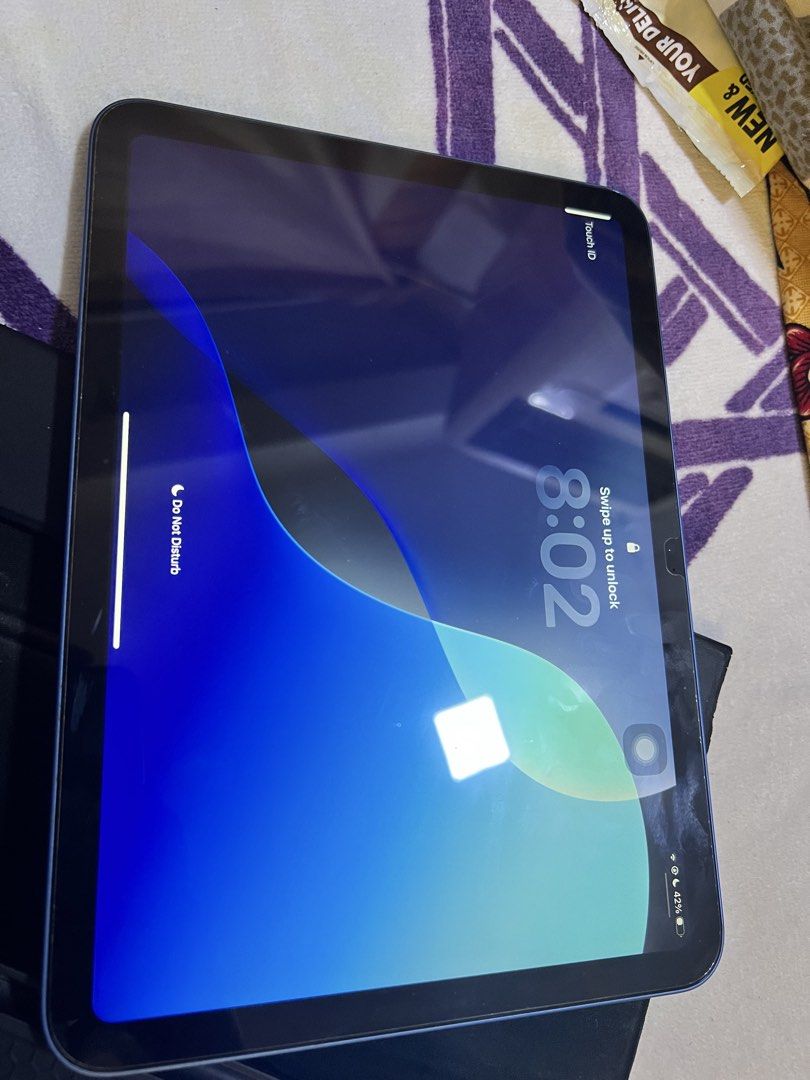 IPAD A16 ( Manufactured date April 2025) (Category: iPad) located in Villasis. Submitted by hazelabrenillacollad329 (Listing ID 1470558026, Image 2). Description: Slightly used and comes with original charger sa POWERMAC ko Mismo binili.