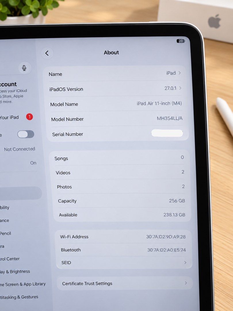 IPAD AIR 8 (M4) 256gb WIFI (Category: iPad) located in San Juan City. Submitted by hannah41 (Listing ID 1470538852, Image 2). Description: IPAD AIR (M4) 256gb WIFI Bought last August (1month old) Super SLIGHTLY used 99.9% Smooth Warranty Until 2027 100% Battery Health 37 Cycle count ✨.