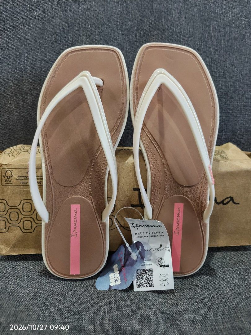Ipanema Edge Comfy Beige/Brown US 8 (Category: Flats & Sandals) located in Bulacan. Submitted by rheenm04 (Listing ID 1470566297, Image 1). Description: .