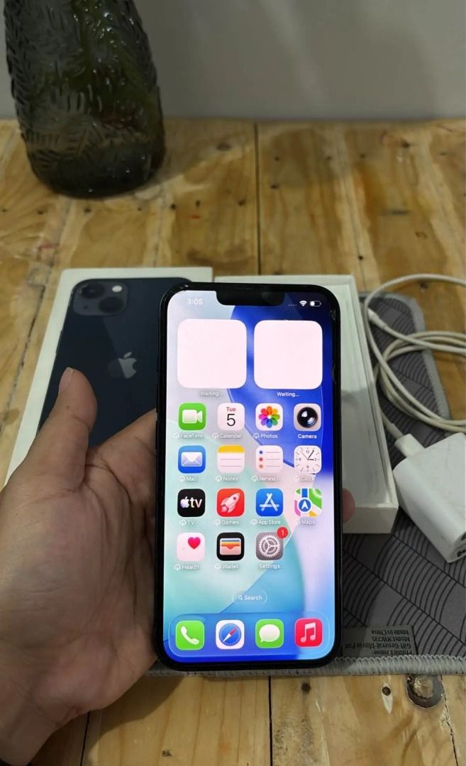 Iphone 13 128gb midnight (Category: iPhone 13 Series) located in Quezon City. Submitted by vastmountain.74d7d6 (Listing ID 1470591962, Image 1). Description: Call or txt nalang kayo sa number 09480891690 For sale rush: Iphone 13 128GB Midnight -89% Battery Health -Charger, Box & Unit -Case -Working face ID, True tone etc. -All Orig parts, no history of repair -Updated to IOS 26.6.1 -Unli Reset -No sim restrictions No issue, overall malinis pwede 
