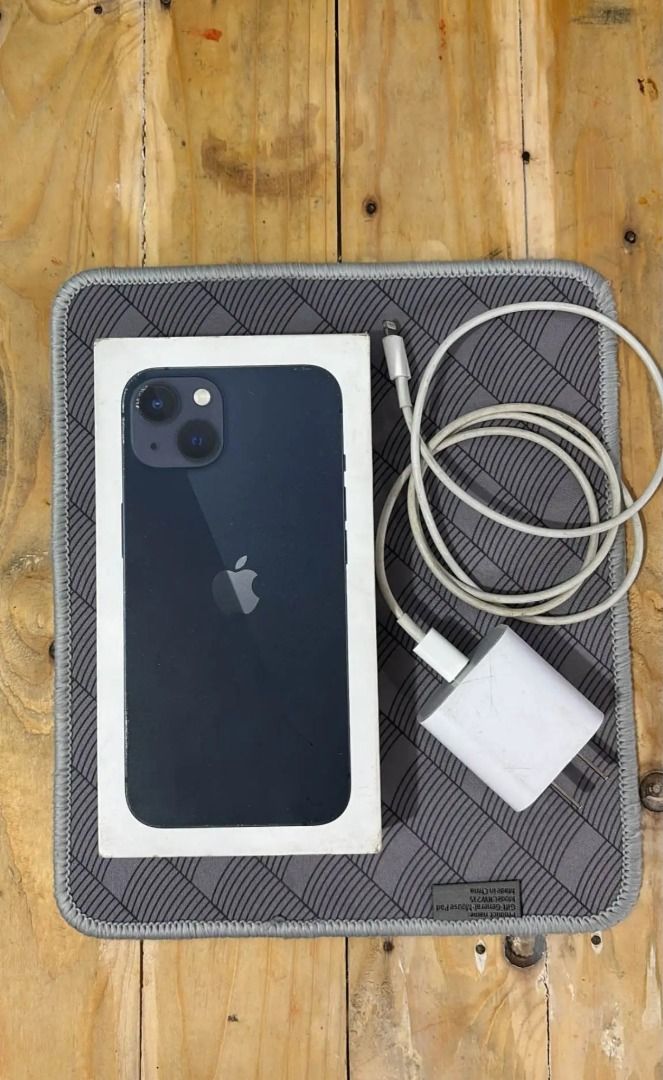 Iphone 13 128gb midnight (Category: iPhone 13 Series) located in Quezon City. Submitted by vastmountain.74d7d6 (Listing ID 1470591962, Image 3). Description: Call or txt nalang kayo sa number 09480891690 For sale rush: Iphone 13 128GB Midnight -89% Battery Health -Charger, Box & Unit -Case -Working face ID, True tone etc. -All Orig parts, no history of repair -Updated to IOS 26.6.1 -Unli Reset -No sim restrictions No issue, overall malinis pwede 