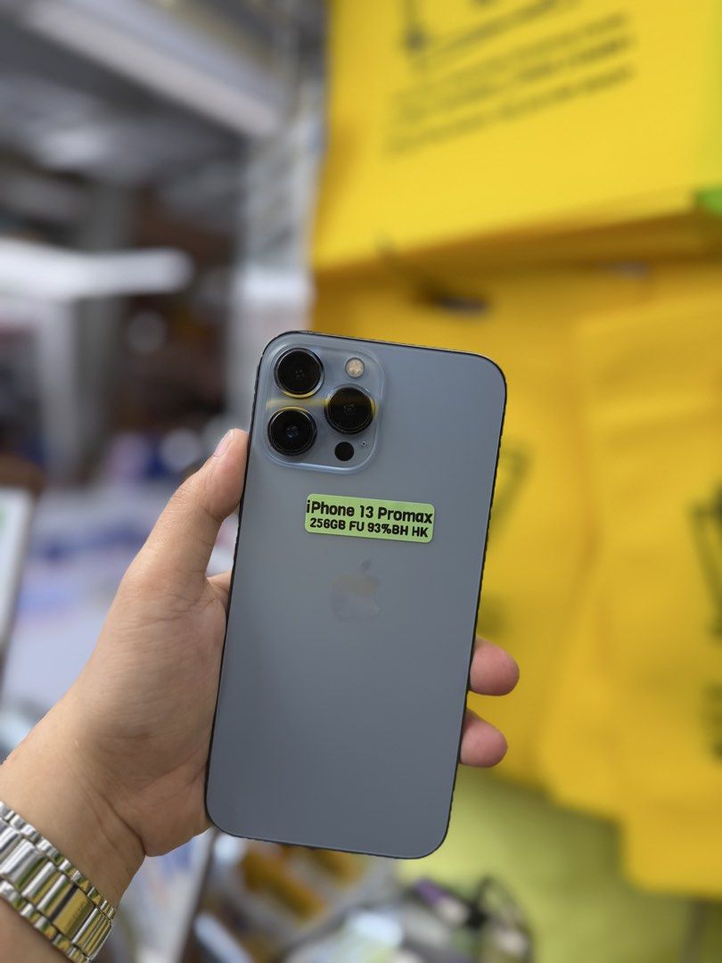 Iphone 13 Promax 256GB 93BH HK no issues Openline (Category: iPhone 13 Series) located in San Juan City. Submitted by najihahtelecomshop2018 (Listing ID 1470670343, Image 2). Description: Legit Store | Original unit FOR SALE | TRADE / SWAP ▫️INSTALLMENT thru: 🔸Credit Card (straight / installment) 🔸Ggives / Gcredit + 6% interest 🔸Spay Later + 6% interest (RFS: Buy and Sell any kinds of Gadgets) Description: iPhone 13 Promax 256GB ( other GB are