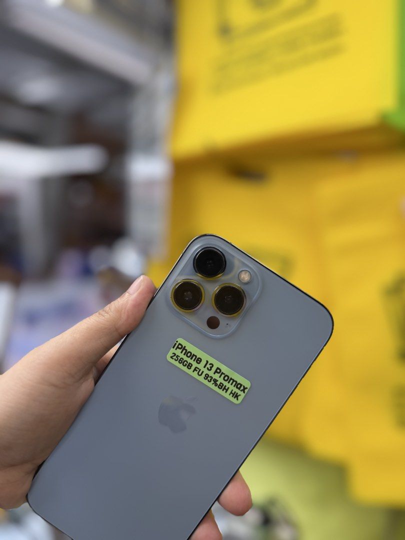 Iphone 13 Promax 256GB 93BH HK no issues Openline (Category: iPhone 13 Series) located in San Juan City. Submitted by najihahtelecomshop2018 (Listing ID 1470670343, Image 3). Description: Legit Store | Original unit FOR SALE | TRADE / SWAP ▫️INSTALLMENT thru: 🔸Credit Card (straight / installment) 🔸Ggives / Gcredit + 6% interest 🔸Spay Later + 6% interest (RFS: Buy and Sell any kinds of Gadgets) Description: iPhone 13 Promax 256GB ( other GB are
