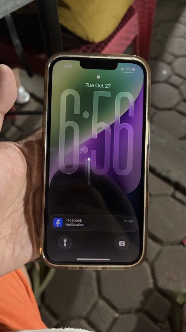 Iphone 14 (Category: iPhone 14 Series) located in Manila. Submitted by grandearth.14a962 (Listing ID 1470659421, Image 1). Description: Iphone 14 128gb Starlight 89%bh Underwarranty W/box and charger No sim restriction No issue Sampaloc, Manila.