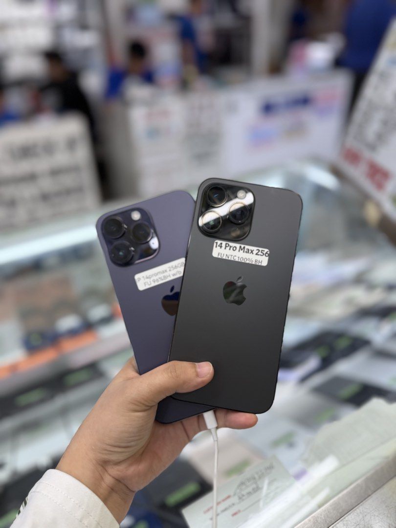 IPhone 14 Promax 256GB 96BH no issues Openline (Category: iPhone 14 Series) located in San Juan City. Submitted by najihahtelecomshop2018 (Listing ID 1470680412, Image 1). Description: Legit Store | Original unit FOR SALE | TRADE / SWAP ▫️INSTALLMENT thru: 🔸Credit Card (straight / installment) 🔸Ggives / Gcredit + 6% interest 🔸Spay Later + 6% interest (RFS: Buy and Sell any kinds of Gadgets) Description: iPhone 14 Promax 256GB ( other GB are al