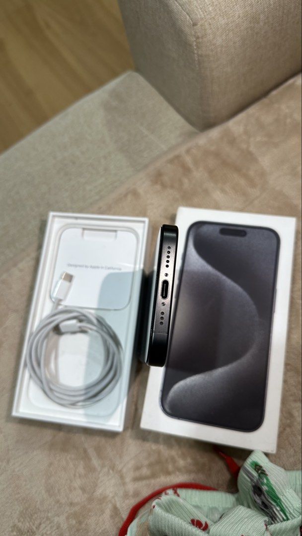 iPhone 15 pro (Category: iPhone 15 Series) located in Dasmarinas. Submitted by jcmakino14 (Listing ID 1470680226, Image 2). Description: (FIX PRICE) iPhone 15 Pro 128Gb Open line 87% batt health No issue 99% makinis original box and cable .