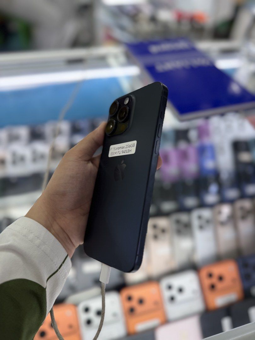Iphone 15 Promax 256GBb94BH esim only no issues Openline (Category: iPhone 15 Series) located in San Juan City. Submitted by najihahtelecomshop2018 (Listing ID 1470680119, Image 2). Description: Legit Store | Original unit FOR SALE | TRADE / SWAP ▫️INSTALLMENT thru: 🔸Credit Card (straight / installment) 🔸Ggives / Gcredit + 6% interest 🔸Spay Later + 6% interest (RFS: Buy and Sell any kinds of Gadgets) Description: iPhone 15 Promax 256GB ( other